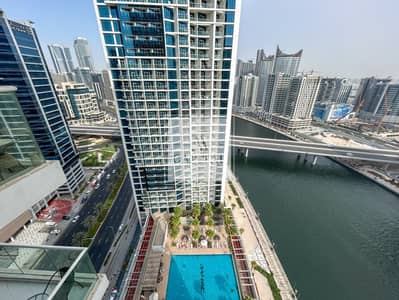 Studio for Rent in Business Bay, Dubai - Stylish Studio | Canal Views | Fully furnished