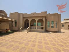 فیلا في الظيت الجنوبي،الظيت 4 غرف 85000 درهم - 12475632
