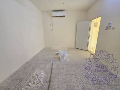5 Bedroom Villa for Rent in Al Sabkha, Sharjah - 1000240466. jpg