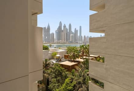 3 Bedroom Apartment for Rent in Palm Jumeirah, Dubai - Partial Sea View | Upgraded | 4 Cheques