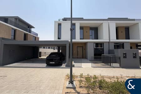 4 Bedroom Villa for Sale in Arabian Ranches 3, Dubai - Exclusive | Single Row | 4 Beds | Ready Now