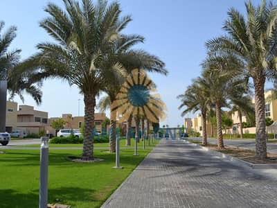 4 Bedroom Townhouse for Sale in Al Raha Gardens, Abu Dhabi - footpaths_and_paved_roadways_are_typical_throughout_arg. jpg