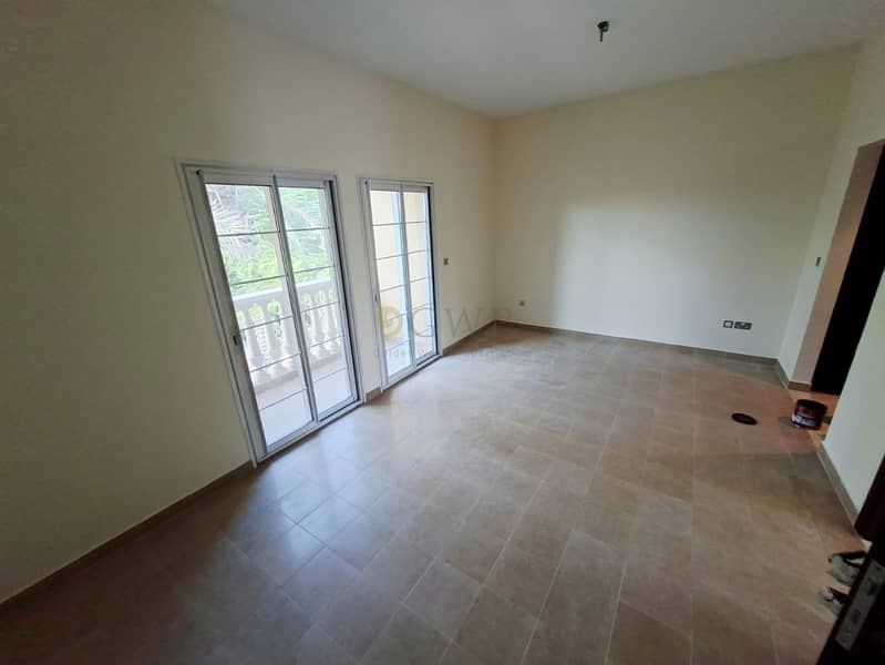 Single Row | Close to Park | Peaceful and Quite