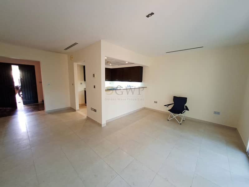 Single Row | Close to Park | Peaceful and Quite - Image 12