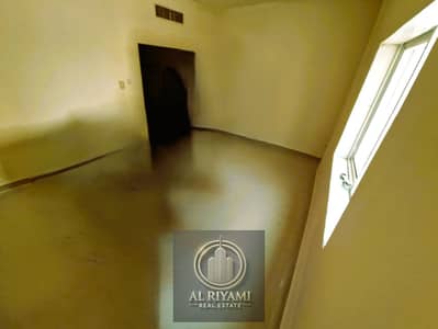 استوديو  للايجار في شارع الملك فيصل، عجمان - IMG-20250814-WA0061. jpg