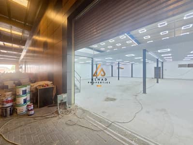 Warehouse for Rent in Al Quoz, Dubai - Fitted | Ready to move | Vacant