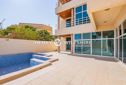 5 Bedroom Villa for Rent in Khalifa City, Abu Dhabi - Private villa with pool. Ready to move in!