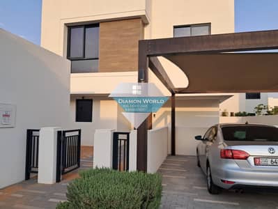 4 Bedroom Villa for Rent in Yas Island, Abu Dhabi - a67dab8e-7862-4401-862f-9f7de7db83cc. jpg