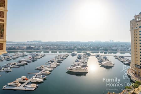2 Bedroom Flat for Rent in Palm Jumeirah, Dubai - Spacious 2BR | Marina View | Fully Furnished