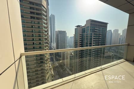 1 Bedroom Flat for Rent in Dubai Marina, Dubai - Chiller Free | High Floor | Vacant