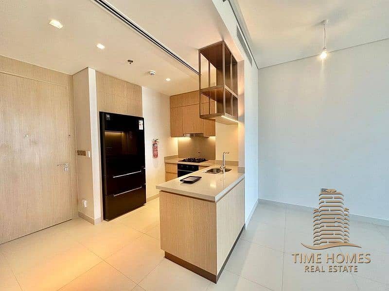 Unfurnished | Facing Burj Khalifa | Vacant