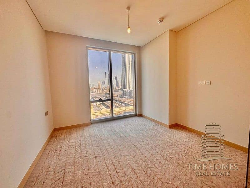 Unfurnished | Facing Burj Khalifa | Vacant - Image 6