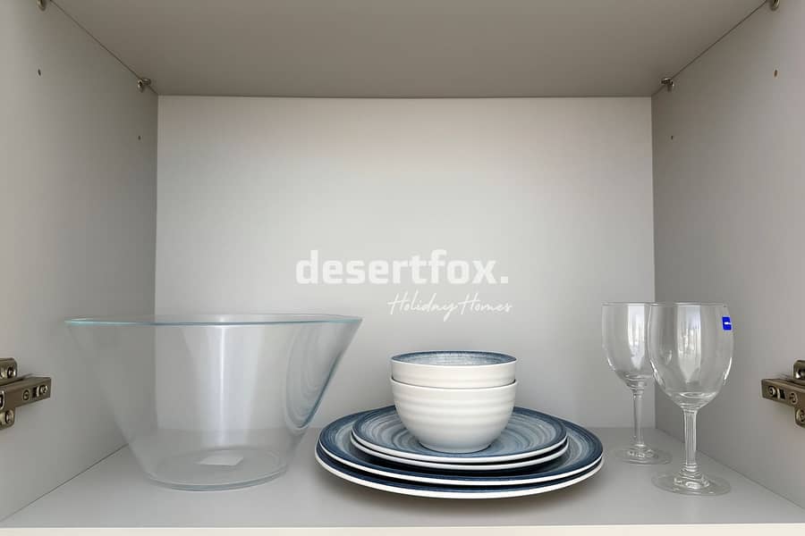 16 dinnerware. png