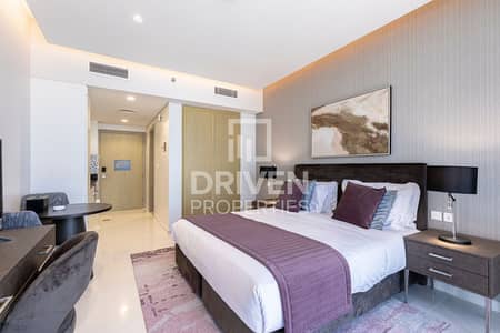 Studio for Sale in Business Bay, Dubai - Spacious | Canal and Skyline view | Furnished