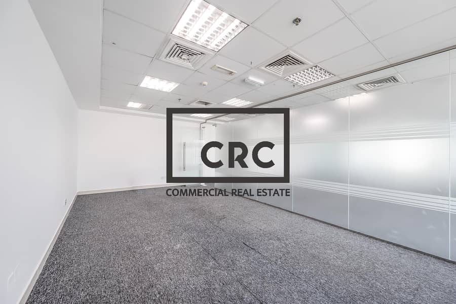 位于朱美拉湖塔 (JLT)，JLT C区，财富大厦 的写字楼 300000 AED - 12517023