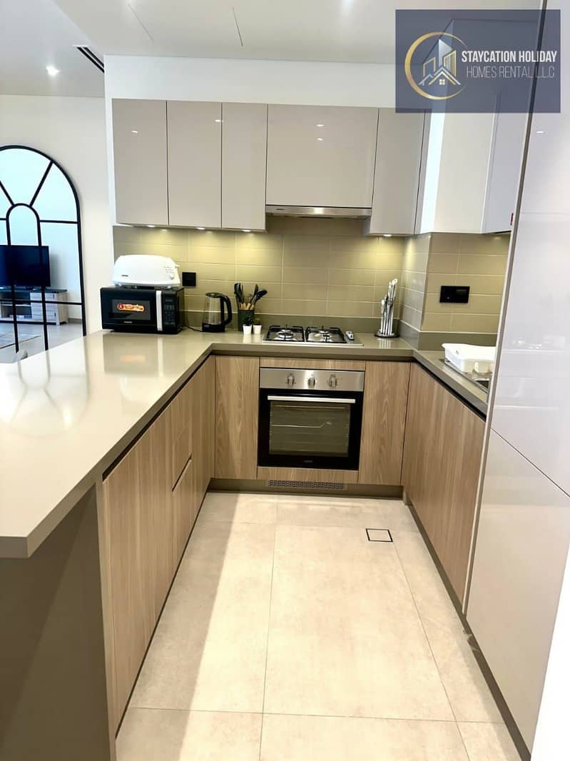 Modern | Fully Furnished | Higher Floor | Monthly Basis - Image 9