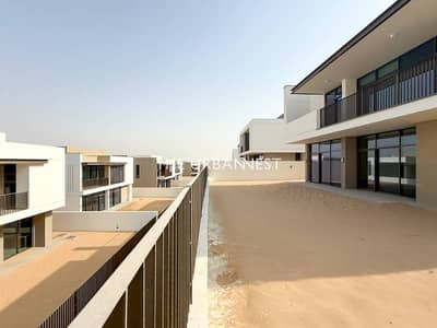 阿尔弗雷德街区， 迪拜 5 卧室别墅待租 - 位于阿尔弗雷德街区，阿尔弗雷德西区，蒂拉尔-阿尔-弗尔詹别墅区 5 卧室的别墅 580000 AED - 12517267