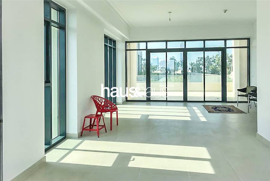 Stunning apartment | HUGE terrace | Call Isabella