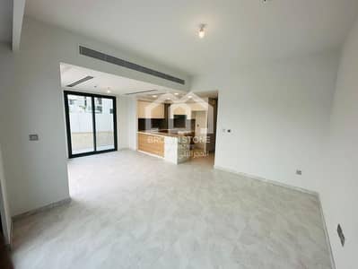 4 Bedroom Townhouse for Sale in Dubailand, Dubai - WhatsApp Image 2025-04-16 at 6.03. 36 PM. jpeg