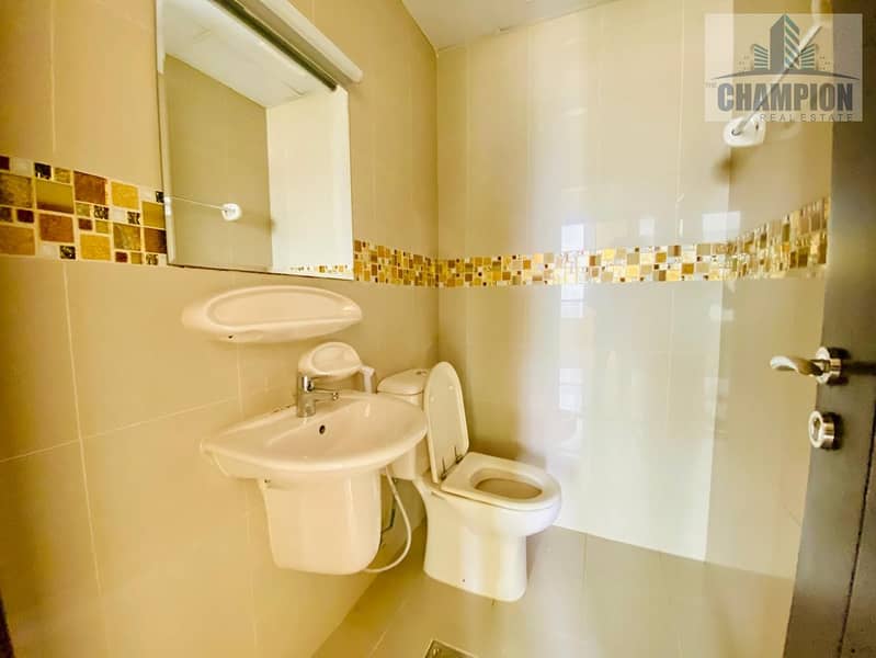 Spacious 1Br Apt | Closed Kitchen | Ready to move - Image 9