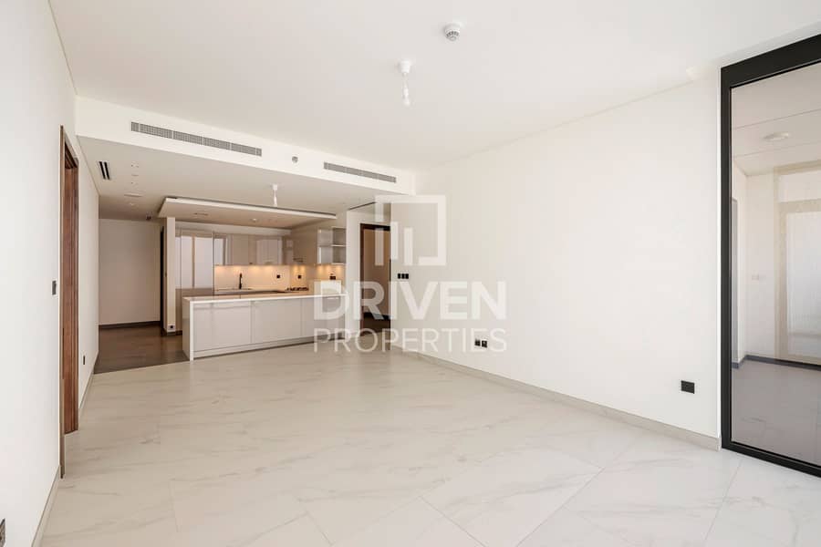High Floor | Brand New Apt with Maids Room