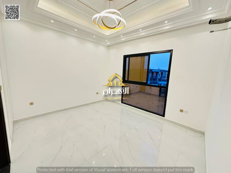 19 89a23b83-15d1-42b2-8db3-c45206abafa2. jpg