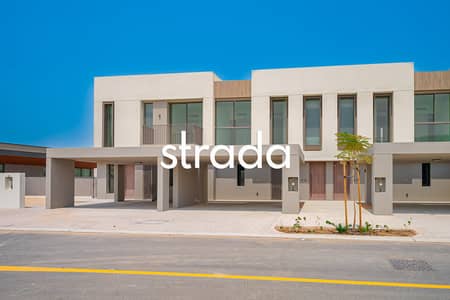 3 Bedroom Villa for Sale in The Valley by Emaar, Dubai - Park Facing | Best location | Middle Kitchen