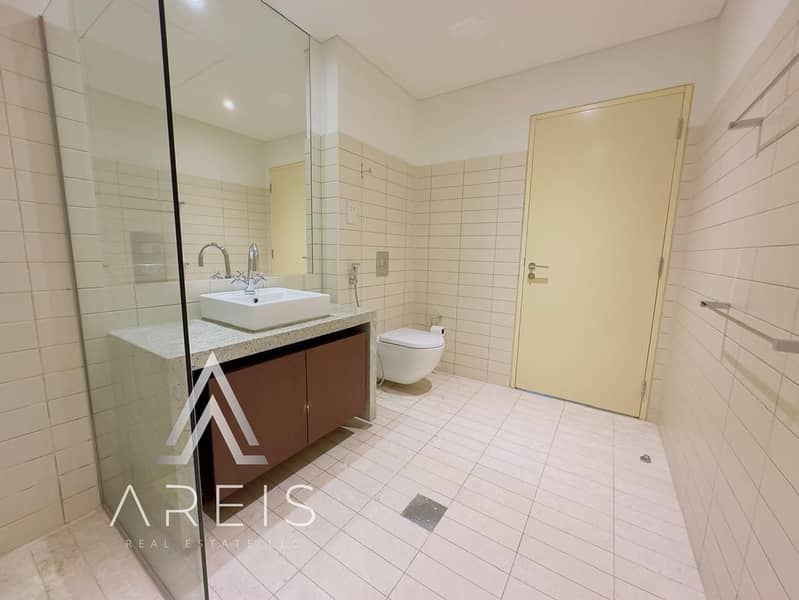 Luxury Fully Furnished 2BR with Stunning Views - Image 12