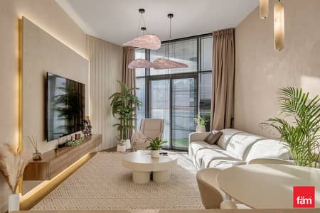 2 Bedroom Flat for Sale in Business Bay, Dubai - Fully Upgraded | Prime Location | Spacious