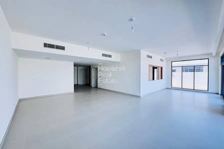 5 Bedroom Villa for Rent in Dubai South, Dubai - Expansive Living Spaces | 5BR + Maids Room |Fitted