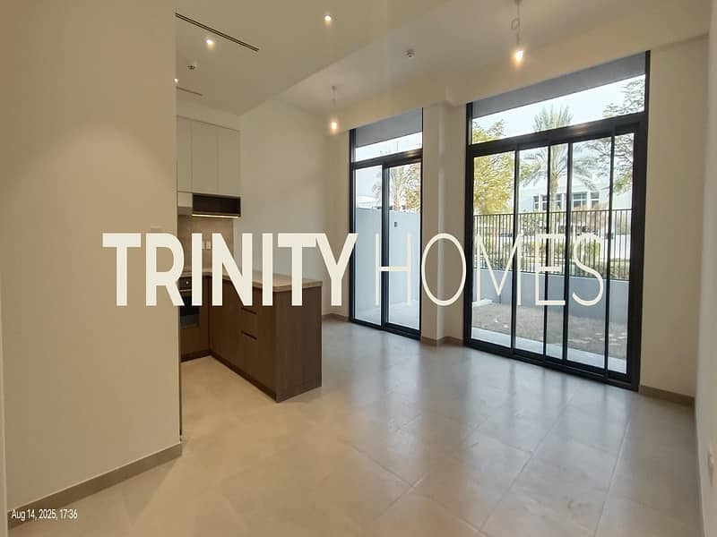 Single Row | Close to Pool l Big Plot