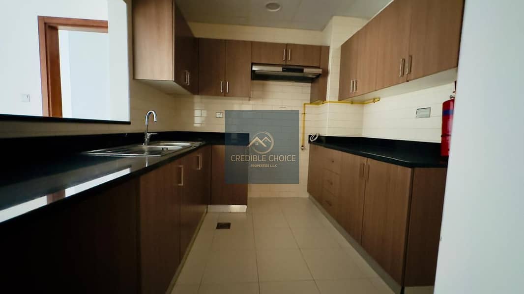 BRIGHT AND AIRY 2BHK | PRIME LOCATION | FAMILY APT
