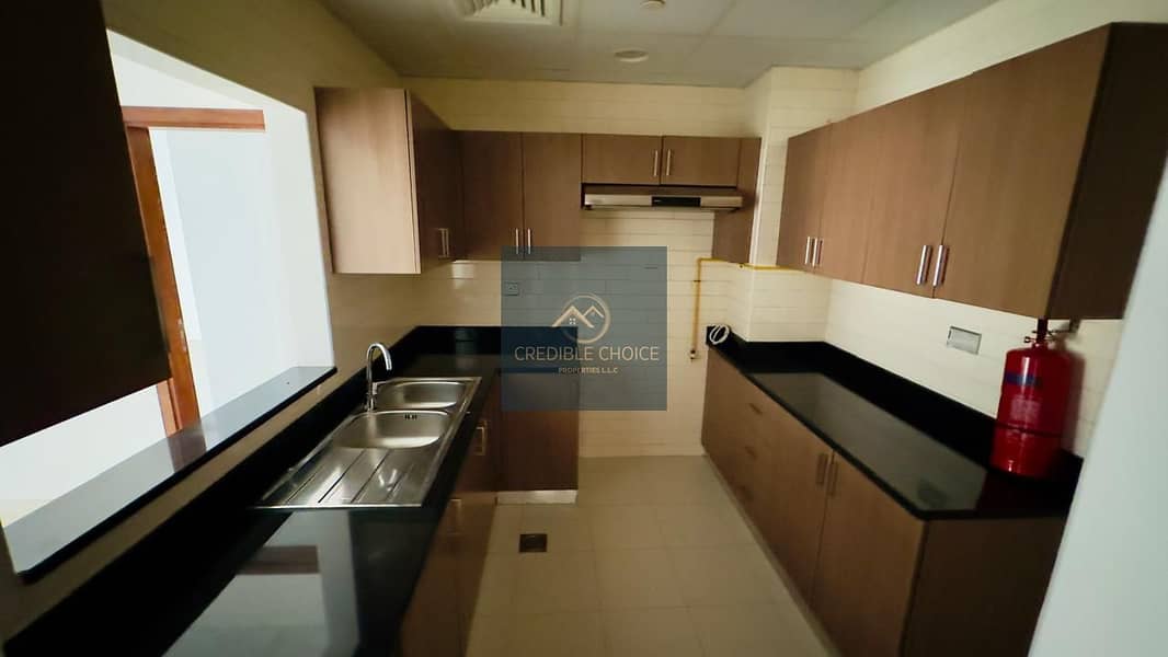 BRIGHT AND AIRY 2BHK | PRIME LOCATION | FAMILY APT