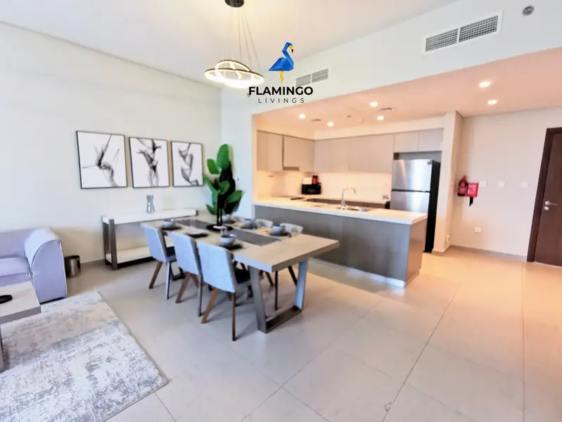 luxurious Fully upgraded with full Downtown Boulevard view
