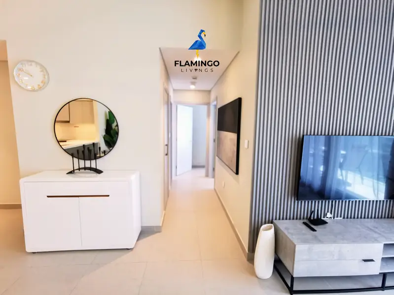 luxurious Fully upgraded with full Downtown Boulevard view