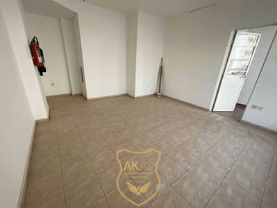 Shop for Rent in Bu Tina, Sharjah - IMG_3665. jpg