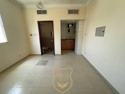 استوديو  للايجار في النباعة، الشارقة - IMG_2655. jpg
