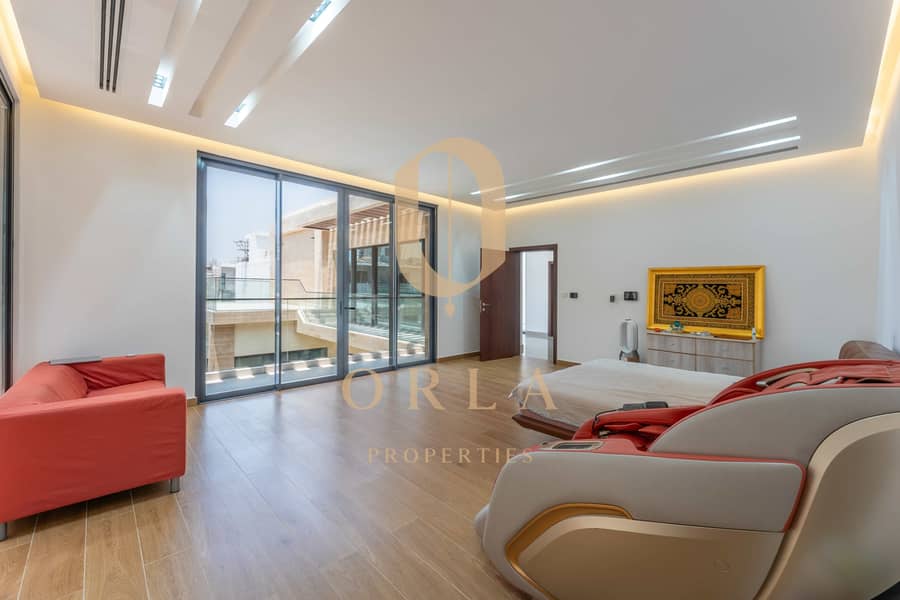 Vacant | Spacious Layout | Private Pool | - Image 17