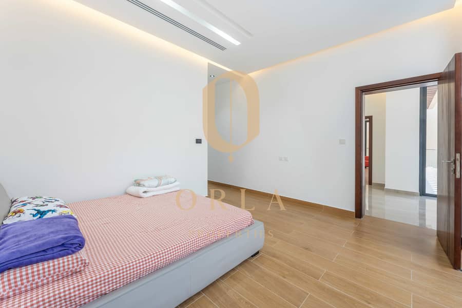 Vacant | Spacious Layout | Private Pool | - Image 27