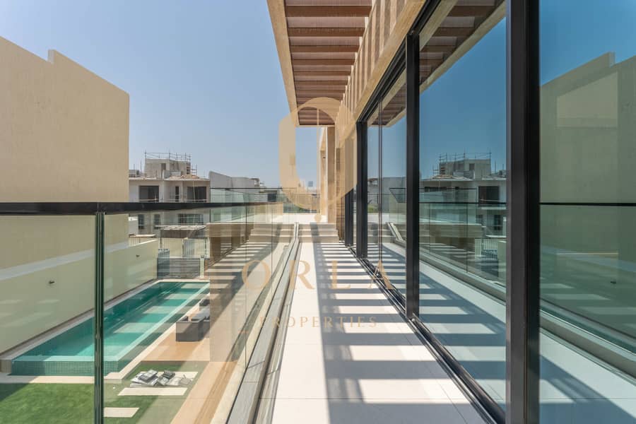 Vacant | Spacious Layout | Private Pool |