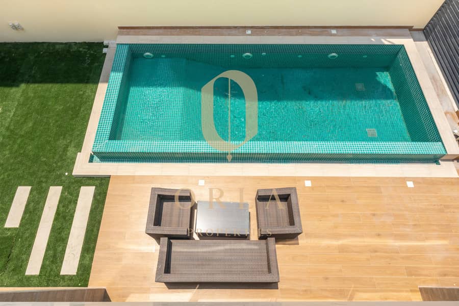 Vacant | Spacious Layout | Private Pool | - Image 31
