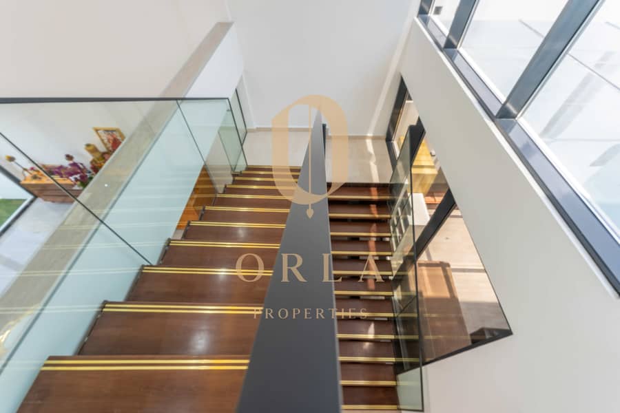 Vacant | Spacious Layout | Private Pool | - Image 32