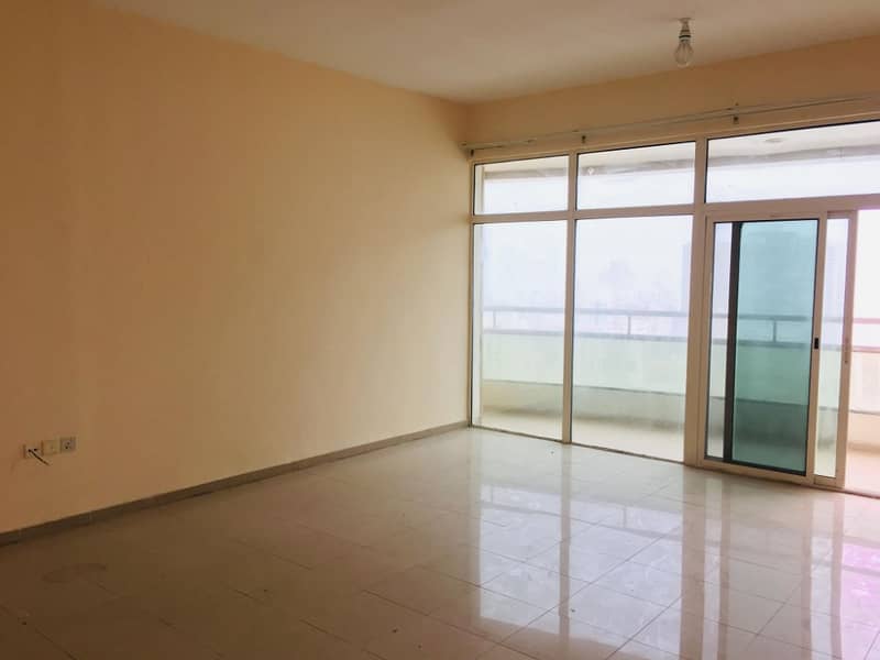 Best deal ever!!!!2bhk for sale in horizon tower full sea view