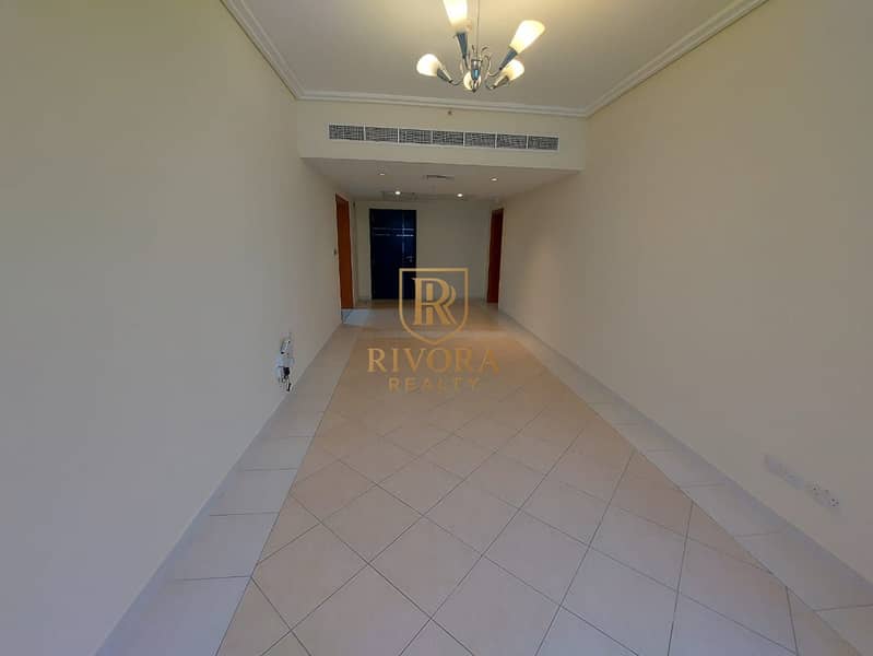 2 BHK I SPACIOUS I CLOSED KITCHEN