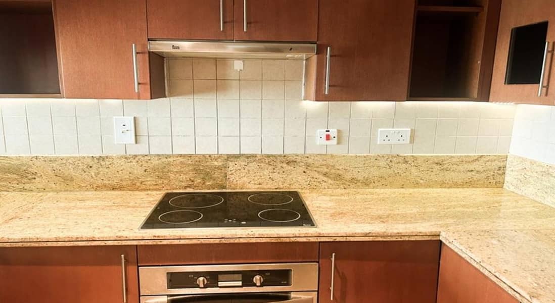 2 Bedrooms Apartment Spacious Layout Golf course and Pool view with balcony - Image 19