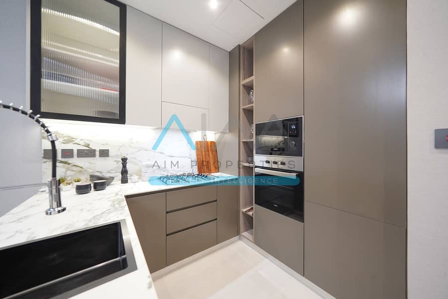 5 Amal Tower 1 bed show apartment-2. pdf_1. jpg