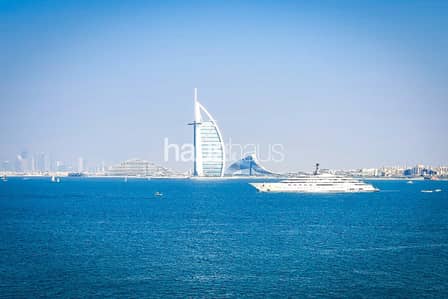3 Bedroom Apartment for Sale in Palm Jumeirah, Dubai - Upgraded | Rooftop Terrace | Vacant
