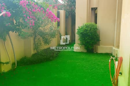 2 Bedroom Flat for Sale in Downtown Dubai, Dubai - Corner Unit | Private Garden | Spacious Apartment