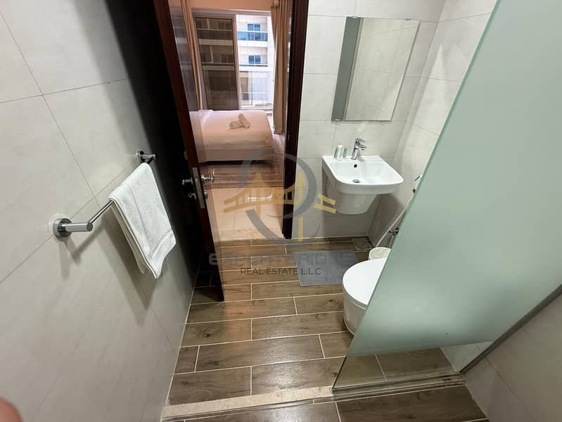 Bright, Spacious layout, Prime location - Image 6