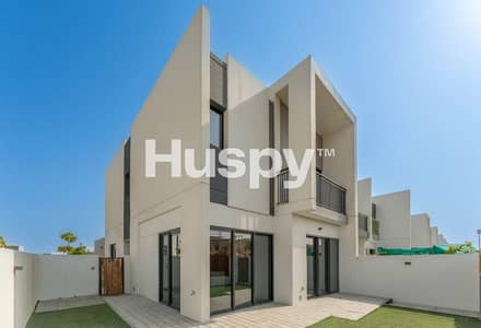 4 Bedroom Townhouse for Rent in Dubailand, Dubai - Single Row | Landscaped | Vacant